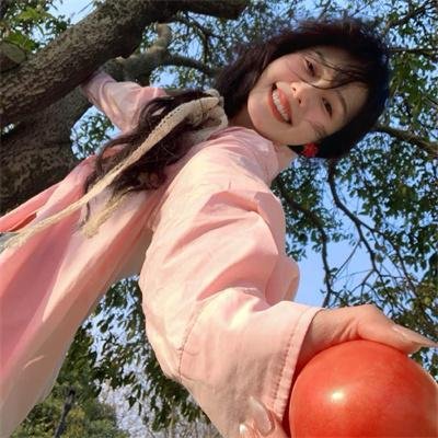 孖胎斗女巫